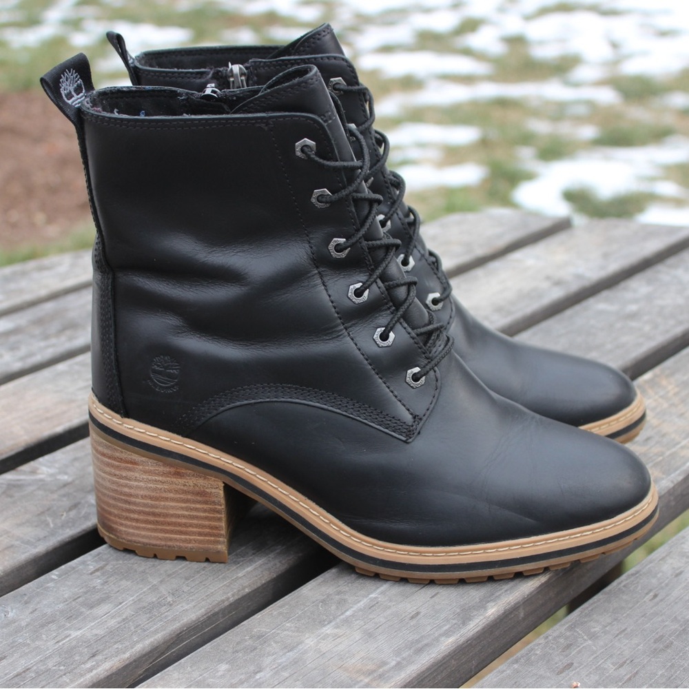 Timberland ladies black leather ankle boot Sz 9.5